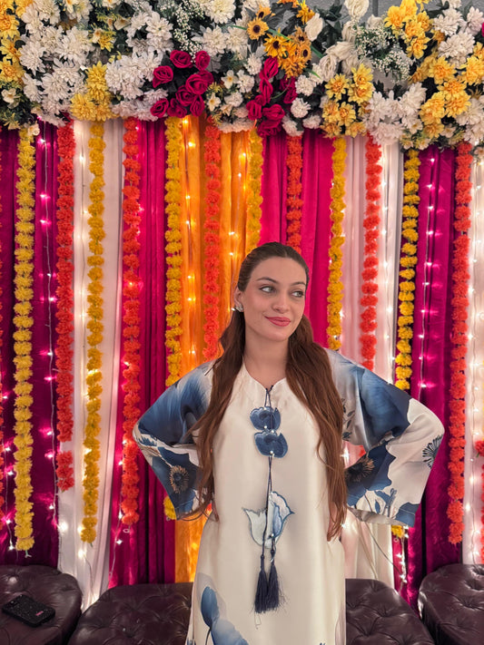 Swan - Kaftaan print edit