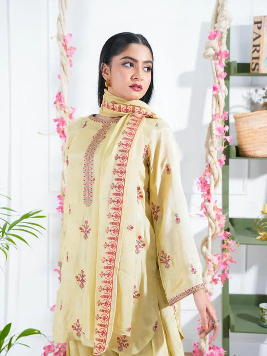 Fawn embroidered suit